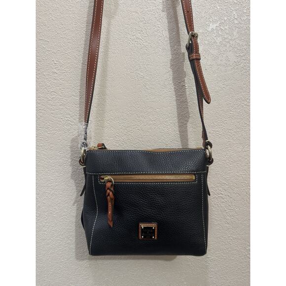 Dooney & Bourkle Black Small Croosbody - Picture 1 of 5